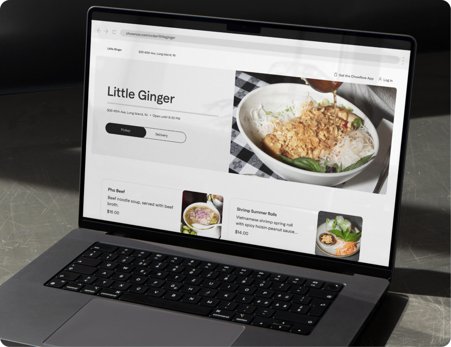 A restaurant's website showcases their online ordering